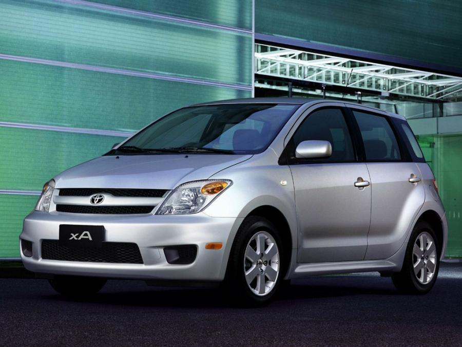  Toyota xA 2006 года  (фото 1 из 4)